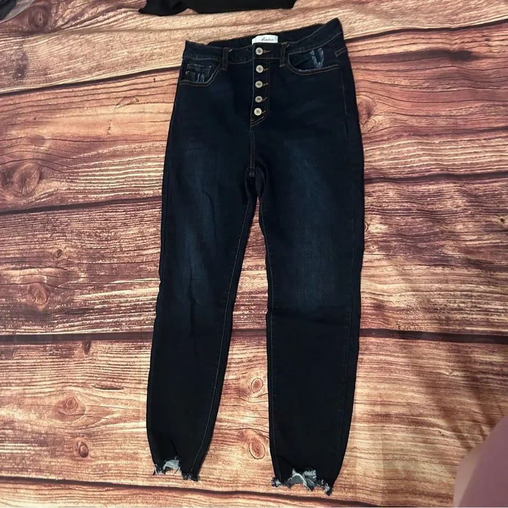 Women’s Kancan Button up Jeans Skinny Size 11